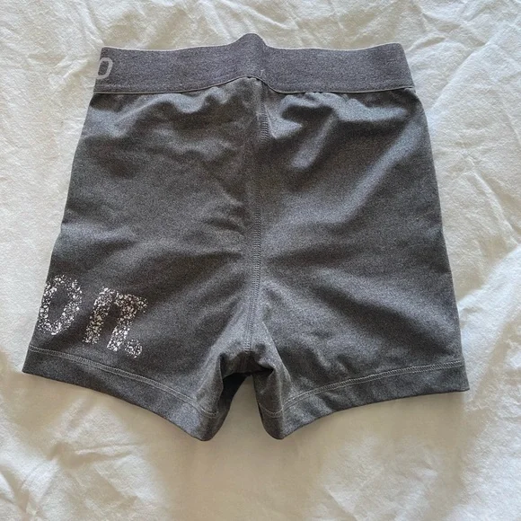 nike pro - Picture 2 of 3